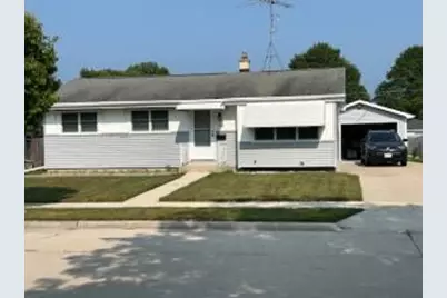 3003 S 21st St, Sheboygan, WI 53081 - Photo 1