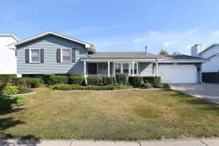 5914 80th Pl, Kenosha, WI 53142 - Photo 1