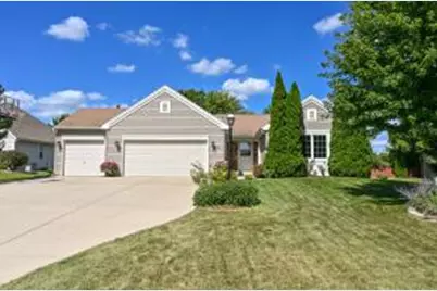 13800 W Prairie Ln, New Berlin, WI 53151 - Photo 1