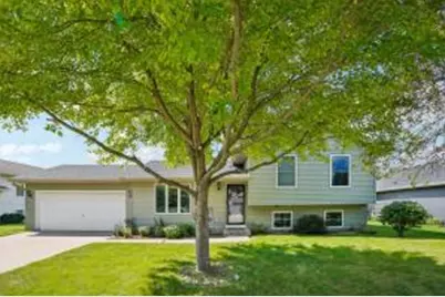 W201N16275  Ash Dr, Jackson, WI 53037 - Photo 1