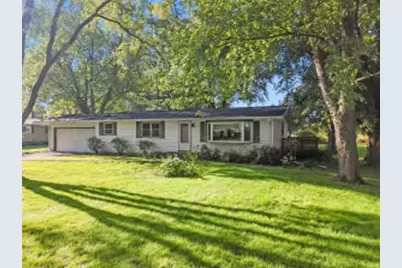 W5117  Strawberry Hill Dr, Sugar Creek, WI 53121 - Photo 1