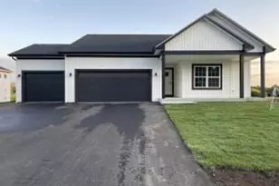 609 Syamore Pl, Theresa, WI 53091 - Photo 1