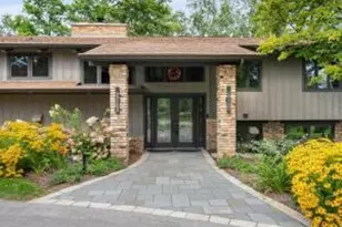 1704 Briarwood Rd, Sheboygan, WI 53083 - Photo 1