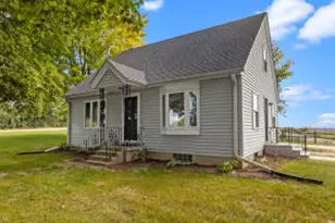 4625 S Loomis Rd, Racine, WI 53185 - Photo 1