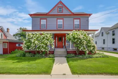 617 N 6th St, Manitowoc, WI 54220 - Photo 1