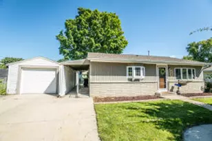 1008 Jefferson St, West Bend, WI 53090 - Photo 1