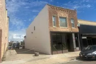 616 58th St, Kenosha, WI 53140 - Photo 1