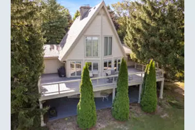 W254S6500  McGregor Ct, Vernon, WI 53189 - Photo 1