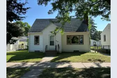 1826  Avon St, La Crosse, WI 54603 - Photo 1