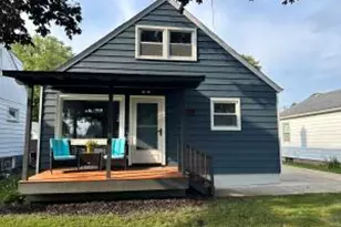 1218 Kenilworth Ave, Racine, WI 53403 - Photo 1