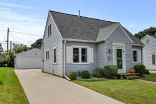 2117 Fairmont St, Manitowoc, WI 54220 - Photo 1