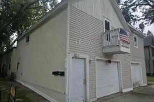 711 Kewaunee St, Racine, WI 53402 - Photo 1