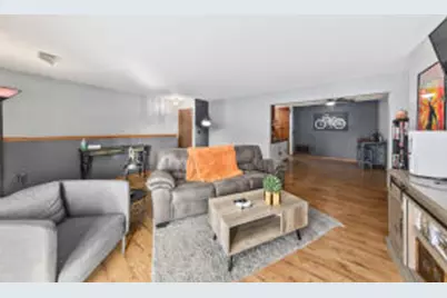 3545 E Oakshire Dr, Oak Creek, WI 53154 - Photo 1