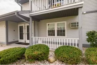 810  Rockingham Ct, West Bend, WI 53090 - Photo 1