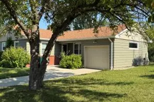 703 N Fourth St, Fort Atkinson, WI 53538 - Photo 1