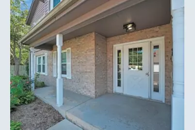 964  Dorothy Ct, Burlington, WI 53105 - Photo 1