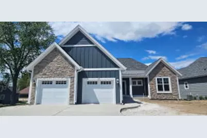 327  Sandy Cir, Pewaukee, WI 53072 - Photo 1