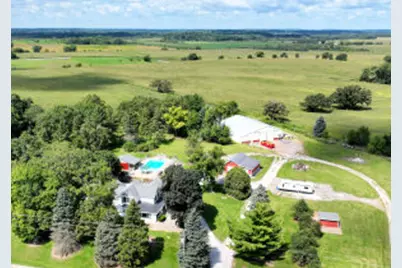 5538  Honey Creek Rd, Racine, WI 53120 - Photo 1