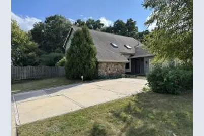 4705  89th St, Kenosha, WI 53142 - Photo 1