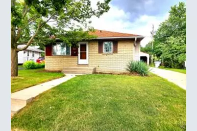 1462 W Granada St, Milwaukee, WI 53221 - Photo 1