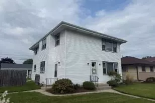 728 Lakeview Ave, South Milwaukee, WI 53172 - Photo 1