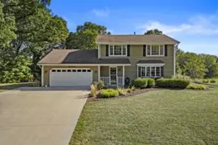 10734 84th Pl, Pleasant Prairie, WI 53158 - Photo 1