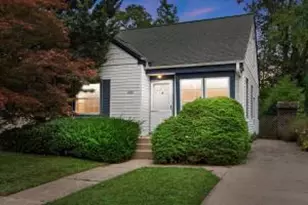 4706 N Hollywood Ave, Whitefish Bay, WI 53211 - Photo 1