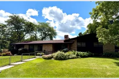 2201 W Acacia Rd, Glendale, WI 53209 - Photo 1