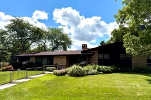 2201 W Acacia Rd, Glendale, WI 53209 - Photo 1