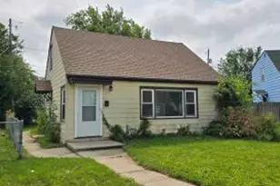 2619 W Linwal Ln, Milwaukee, WI 53209 - Photo 1