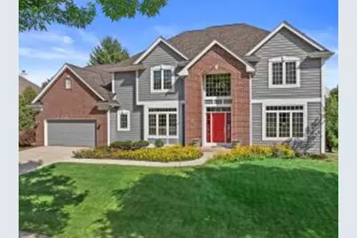 W72N452  Greystone Dr, Cedarburg, WI 53012 - Photo 1