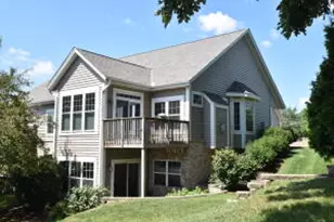 1109 High Pointe Knoll Cir, Waukesha, WI 53188 - Photo 1