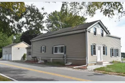 W187N12796  Fond Du Lac Ave, Germantown, WI 53022 - Photo 1