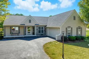 1009 Parkton Dr, Waukesha, WI 53189 - Photo 1