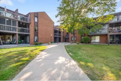 4215 N 100th St, Milwaukee, WI 53222 - Photo 1