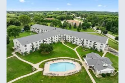 125 N University Dr, West Bend, WI 53095 - Photo 1