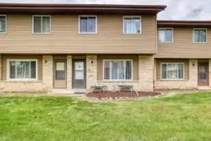 W165N11568 Abbey Ct, Germantown, WI 53022 - Photo 1