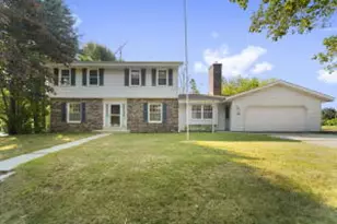 N77W7565 Chestnut St, Cedarburg, WI 53012 - Photo 1