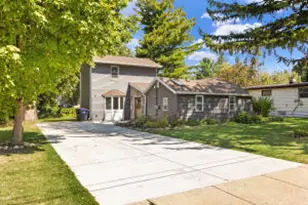 430 W Rockwell St, Elkhorn, WI 53121 - Photo 1