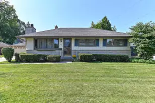 1245 W Bel Ayr Dr, Waukesha, WI 53188 - Photo 1