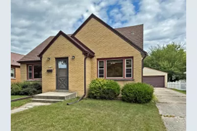 1161 N 10th Ave, West Bend, WI 53090 - Photo 1