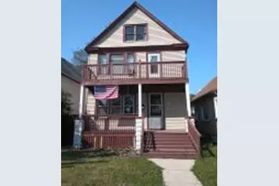 2637 S 9th Pl, Milwaukee, WI 53215 - Photo 1