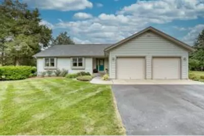 3202 N Silver Cedar Rd, Summit, WI 53066 - Photo 1