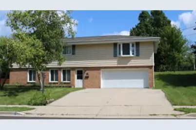 12 S High St, Mayville, WI 53050 - Photo 1