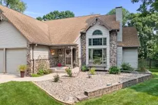 261 Riverwood Dr, Mishicot, WI 54228 - Photo 1