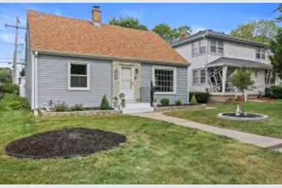 8514 W Center St, Milwaukee, WI 53222 - Photo 1