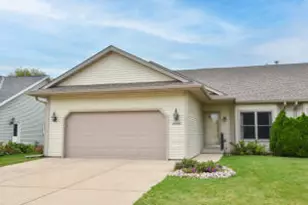 W213N16581 Glen Brooke Dr, Jackson, WI 53037 - Photo 1