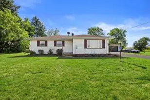 11905 Golf Rd, Racine, WI 53126 - Photo 1