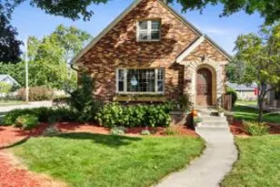 472 Orchard St, Burlington, WI 53105 - Photo 1