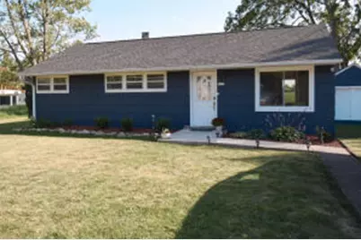 1027 W Walworth Ave, Whitewater, WI 53190 - Photo 1